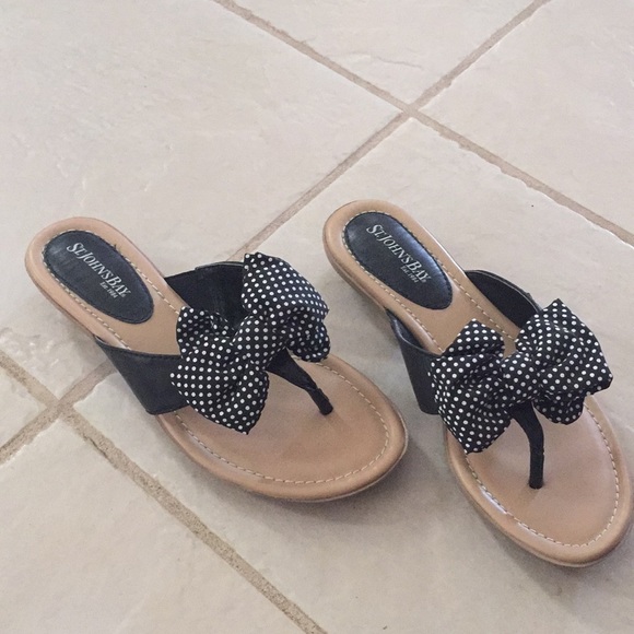 Shoes - St. John’s Bay polkadot bow sandals size 7